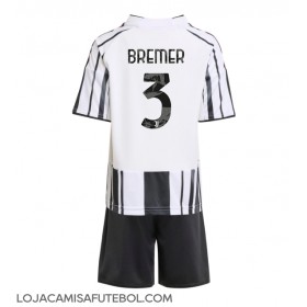 Camisa de Futebol Juventus Gleison Bremer #3 Equipamento Principal Infantil 2025-26 Manga Curta (+ Calças curtas)